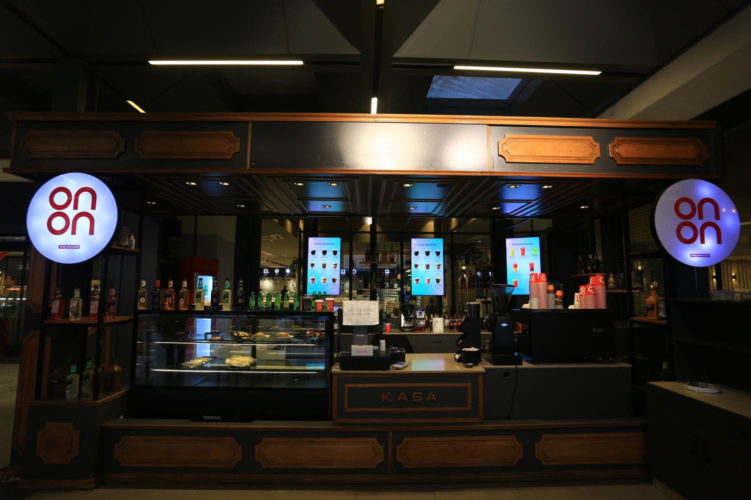 ONON Cafe standı